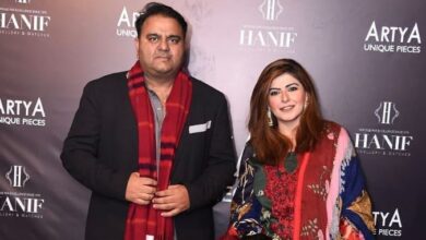 fawad chaudhry wife saba chaudhry