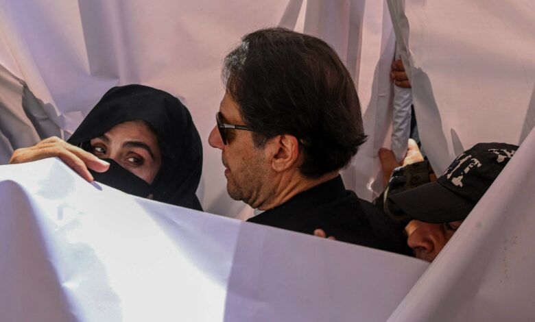 imran khan and bushra bibi