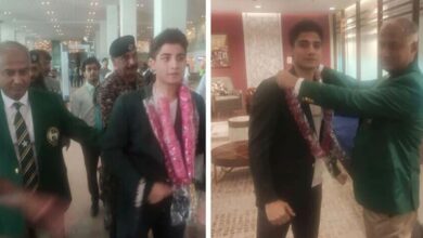 junior squash champion hamza khan