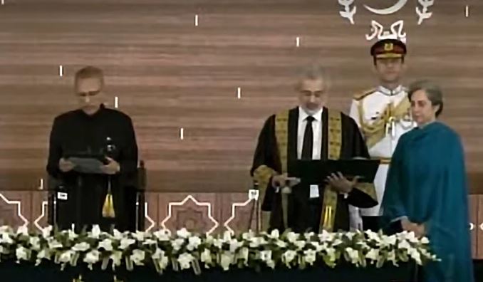 justice faiz esa oath