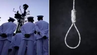 indian bahria worker