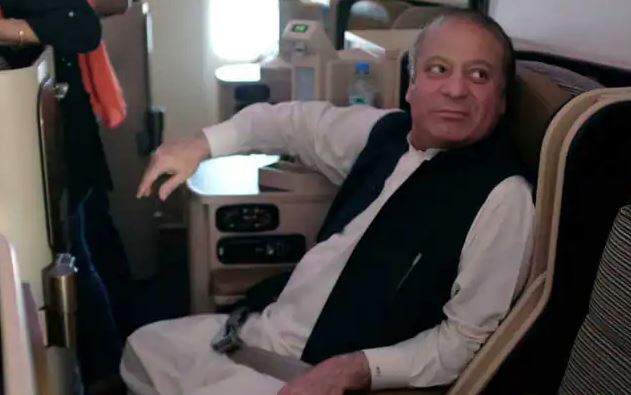 nawaz sharief departure