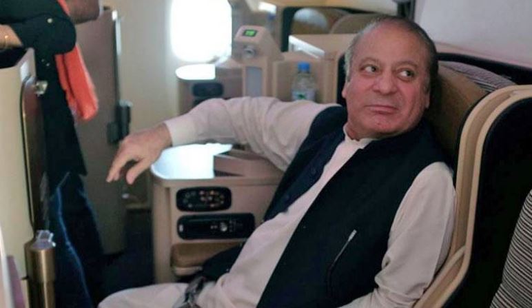 nawaz sharif dubai flight late