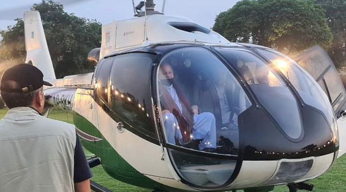 nawaz sharif reached in lahore
