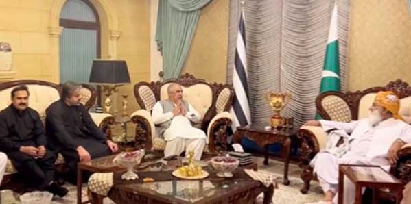 pti deligation meet with fazal ur rehman