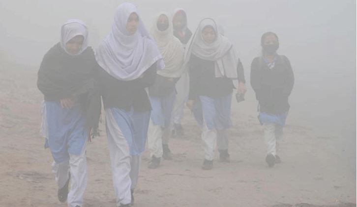 school close due to smog