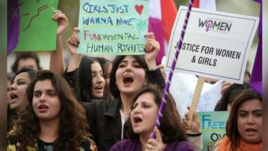 women march in lahore