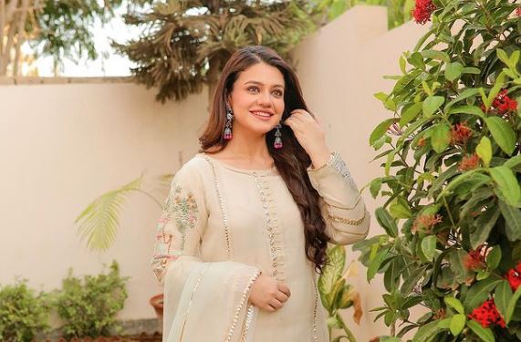 actress zara noor abbas