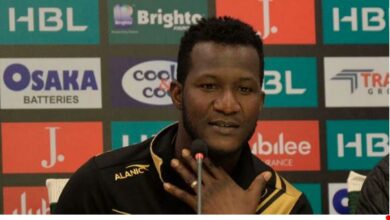 bowling coach,derron sammy