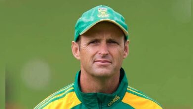 head coach gerry christon