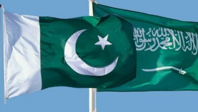 flags of pak,saudiya