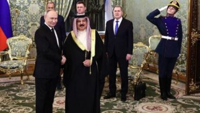 king of behrin meets with putin