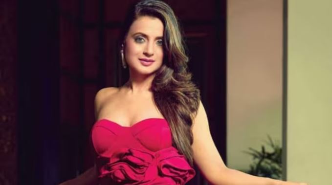 ameesha patel ghadar3