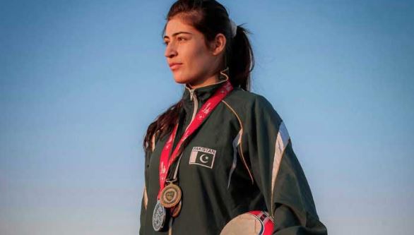 foot baller malika noor