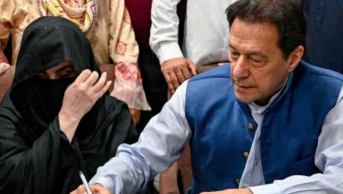 imran khan and bushra bibi arrest