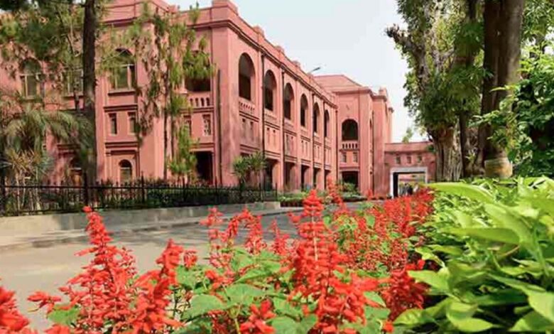 nust