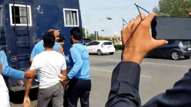 protest pepole arrest