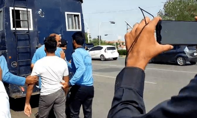 protest pepole arrest