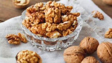 How many walnuts should be eaten in a day to keep the brain sharp and healthy