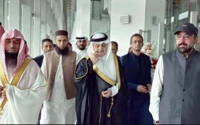 The Imam of Masjid Nabawi (PBUH) Sheikh Salah bin Muhammad arrived in Pakistan