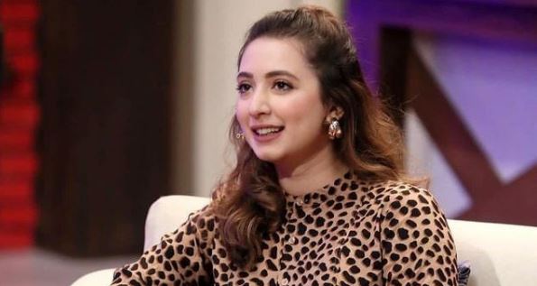 komal aziz