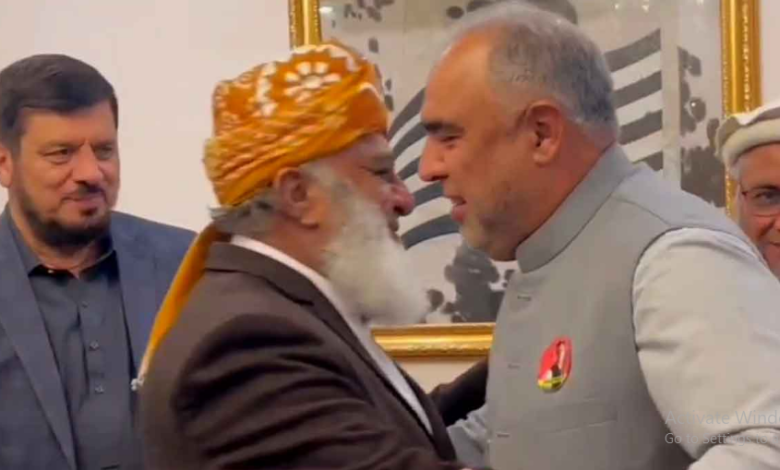 ASAD QAISAR MEETS MAULANA FAZAL UR REHMAN
