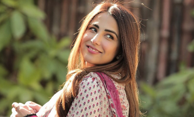 actress ushna shah