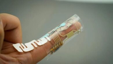 finger device