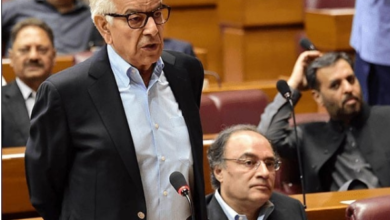 khawaja asif