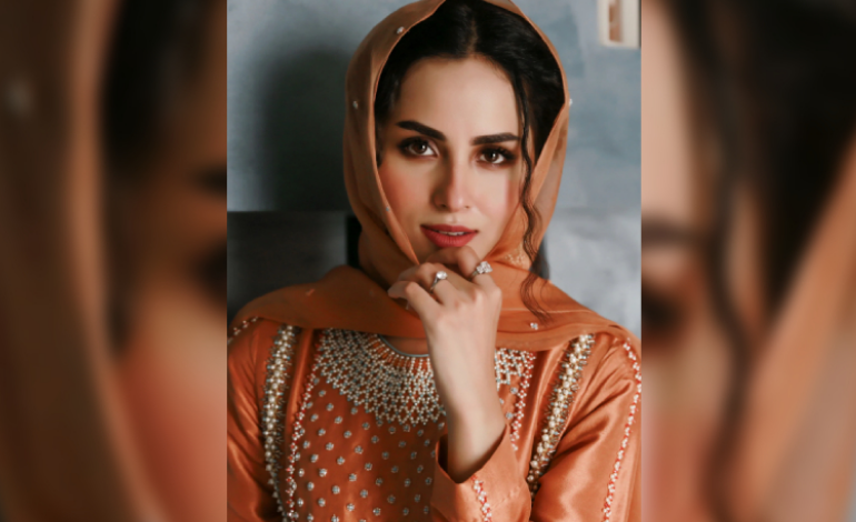 actress nimrah khan