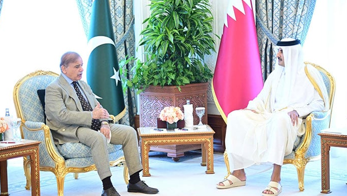 ameer.e.qattar met pm shebaz