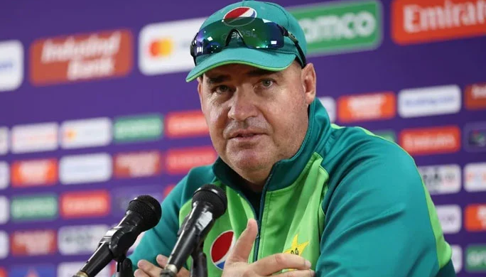 ex coach of pak team micky arthor