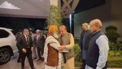 fazal ur rehman reached in jati umrah