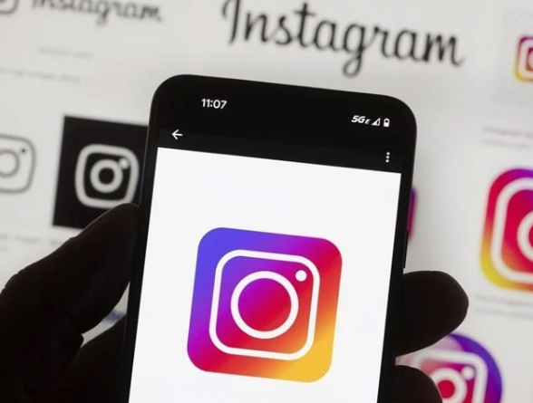 instagram