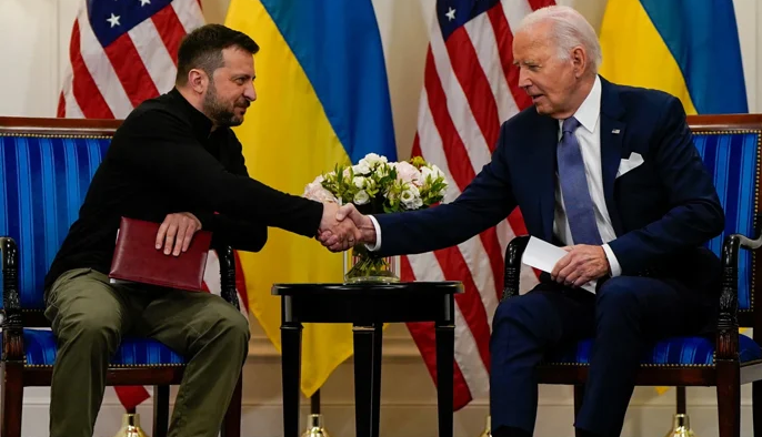 joe biden,viladimir livenscky