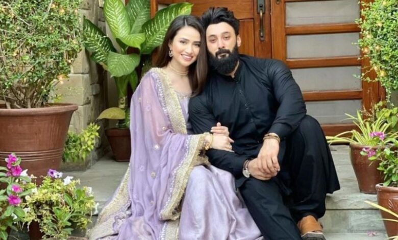 sana javed and umair jaswal pics