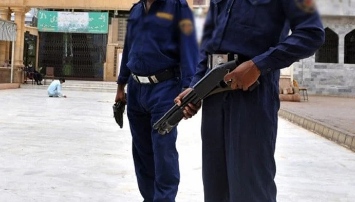 firing in karachi