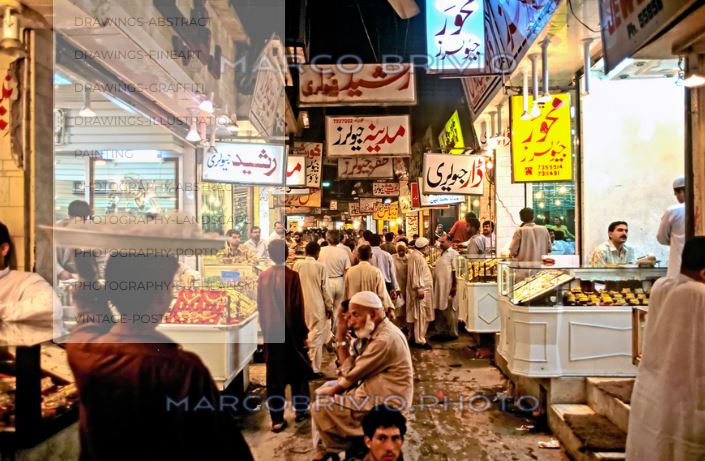 lahore markets timings