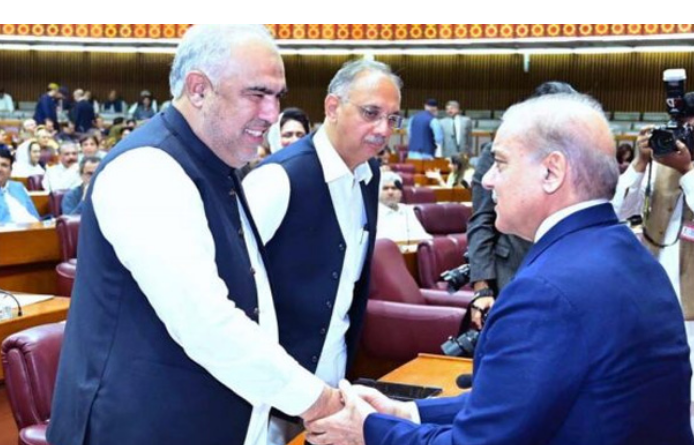 asad qaisar,pm shebaz sharief