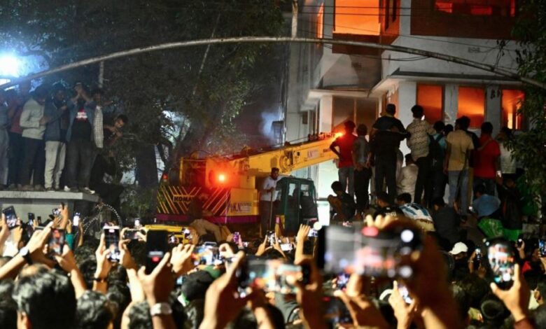 mujeeb ur rahman name building