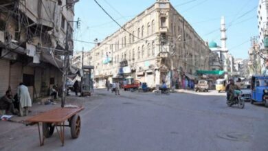 karachi shops closed