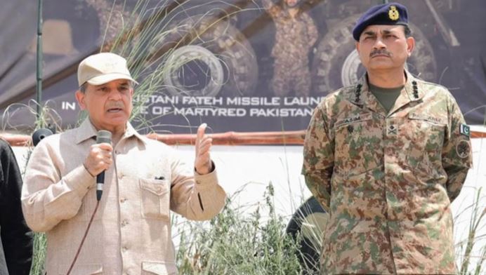 Prime Minister Shehbaz Sharif congratulates Field Marshal Asim Munir
