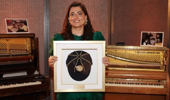 ex cricketer sana mir