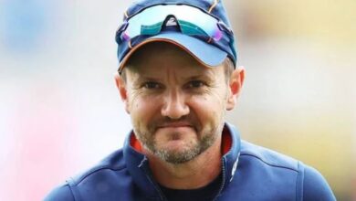head coach of pak cricket team