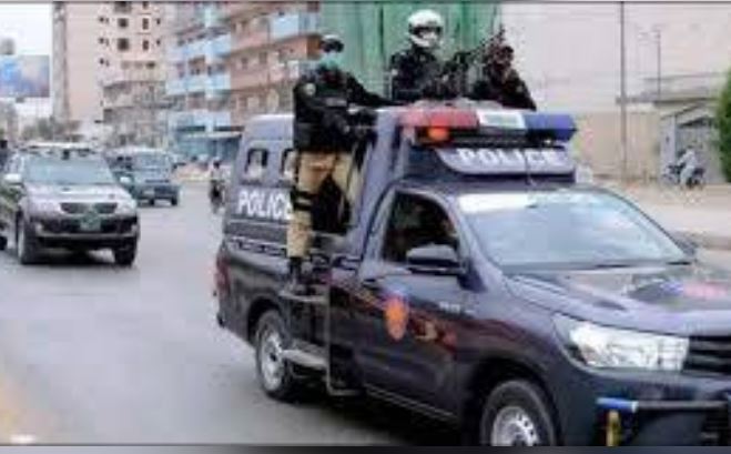 police van in karachi
