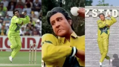 statue of cricketer wasim akram