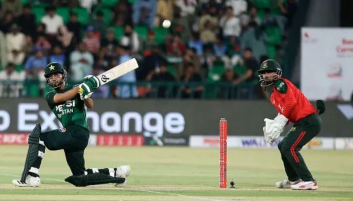 t20 power play law