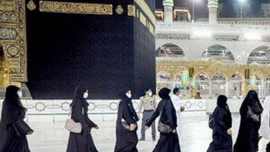 Female pilgrims