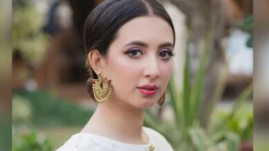 actress komal aziz