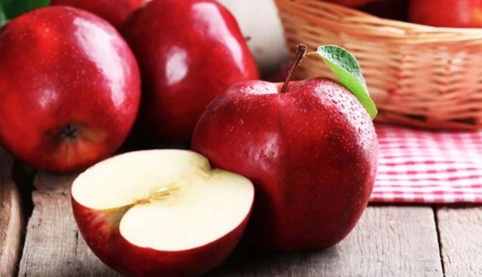 fruits eating
